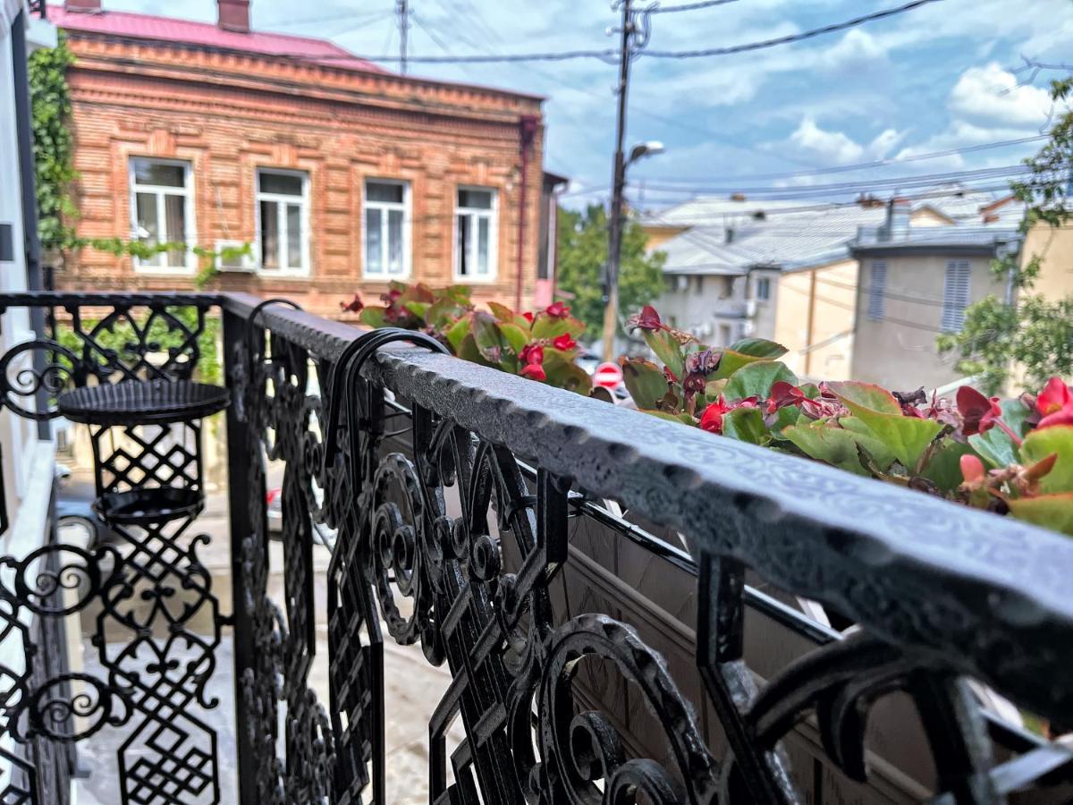6 Unique Apartament Tbilisi
